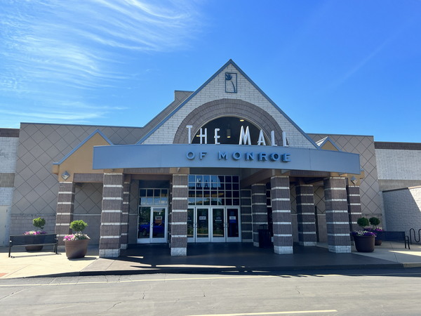Mall of Monroe (Frenchtown Square Mall) - July 9 2022 Photo